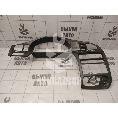 Накладка торпедо Hyundai Elantra 3 00-05 Накладка торпедо Hyundai Elantra 3 00-05