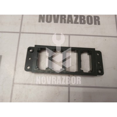 Накладка (кузов внутри) Hyundai Elantra 3 00-05 Накладка (кузов внутри) Hyundai Elantra 3 00-05