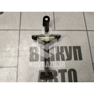 Ограничитель двери Hyundai Elantra 3  00-05