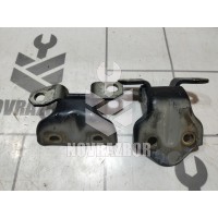 Петля двери Hyundai Elantra 3  00-05