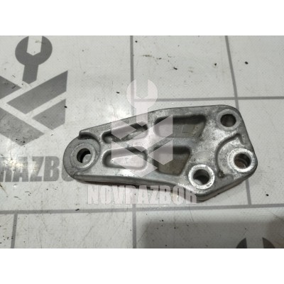 Кронштейн двигателя правый Hyundai Elantra 3 00-05 Кронштейн двигателя правый Hyundai Elantra 3 00-05