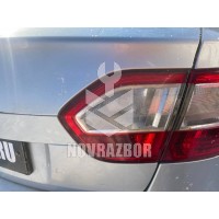 Фонарь задний внутренний правый Renault Fluence 10-17