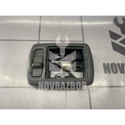 Плафон салонный Hyundai Elantra 3 00-05 Плафон салонный Hyundai Elantra 3 00-05