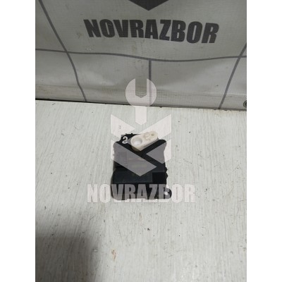 Моторчик заслонки отопителя Hyundai Elantra 3 00-05 Моторчик заслонки отопителя Hyundai Elantra 3 00-05