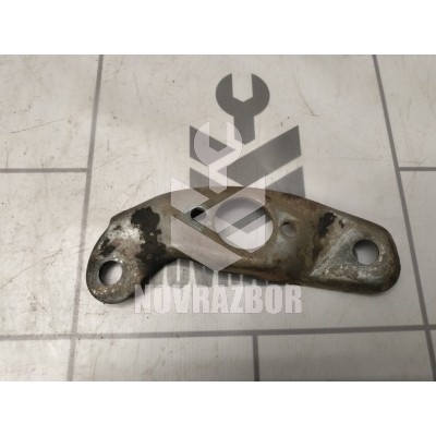 Кронштейн (сопут. товар) Daewoo Nexia 95-16