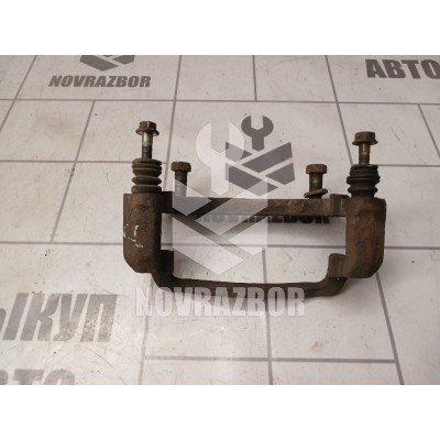 Скоба суппорта переднего Hyundai Elantra 3 00-05 Скоба суппорта переднего Hyundai Elantra 3 00-05