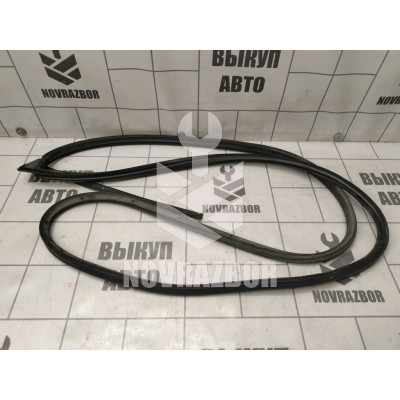Уплотнитель двери Hyundai Elantra 3 00-05 Уплотнитель двери Hyundai Elantra 3 00-05