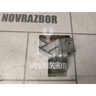 Кронштейн ручки Daewoo Nexia 95-16