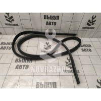 Уплотнитель двери Renault Logan 2 14-18