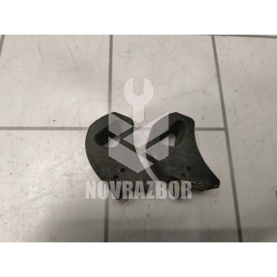 Кронштейн (сопут. товар) Skoda Yeti 2009-2018