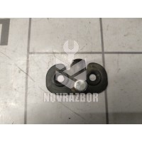 Ответная часть замка багажника Skoda Yeti 2009-2018