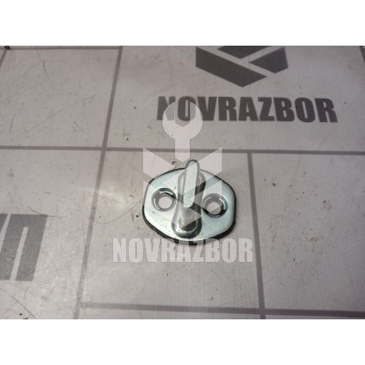 Ответная часть замка двери Kia Sorento 3 (UM) Prime 2015-2020