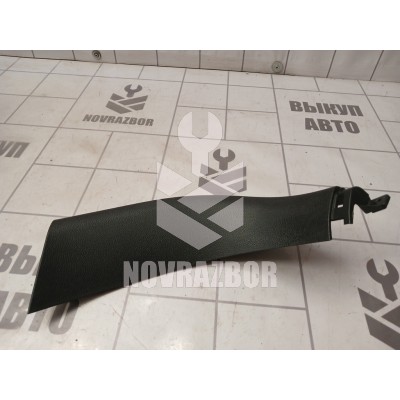 Обшивка двери багажника Kia Sorento 3 (UM) Prime 2015-2020