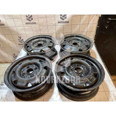 Диск колесный железо комплект Audi 80 90 B3 86-91 Диск колесный железо комплект Audi 80 90 B3 86-91