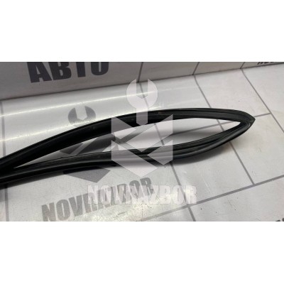 Уплотнитель стекла двери Chery QQ6 S21 07-10