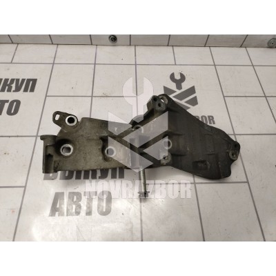 Кронштейн генератора Renault Fluence 10-17