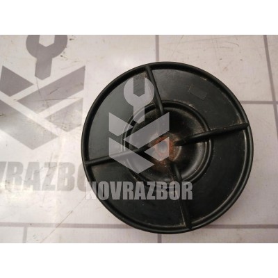 Болт крепления запасного колеса Renault Fluence 10-17