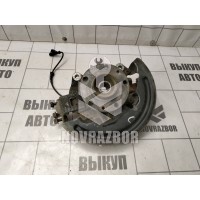 Кулак поворотный передний левый Renault Fluence 10-17