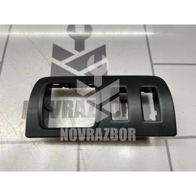 Накладка Renault Fluence 10-17