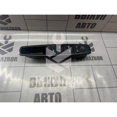 Блок управления стеклоподъемниками Renault Fluence 10-17