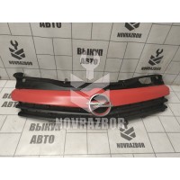 Решетка радиатора Opel Astra H / Family 2004 >