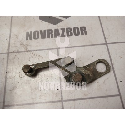 Кронштейн генератора VW Passat  B3  1988-1993