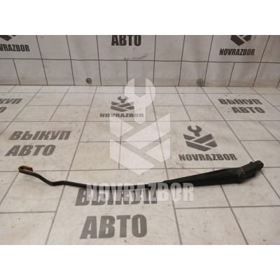 Поводок стеклоочистителя передний правый VW Passat  B3  1988-1993