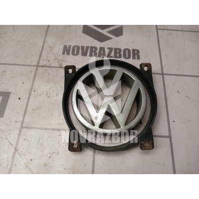 Эмблема VW Passat  B3  1988-1993