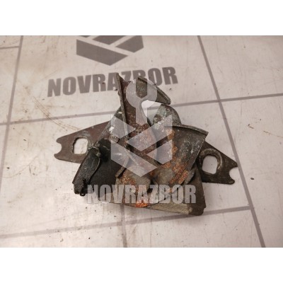 Замок капота VW Passat B3 1988-1993 Замок капота VW Passat B3 1988-1993