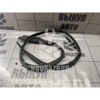 Уплотнитель двери Renault Fluence 10-17