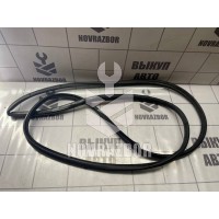 Уплотнитель двери Ford Fiesta 2001-2007