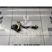 Ограничитель двери Ford Fiesta 2001-2007
