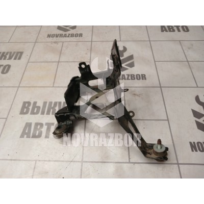 Кронштейн (сопут. товар) Opel Astra H / Family 2004 > Кронштейн (сопут. товар) Opel Astra H / Family 2004 >