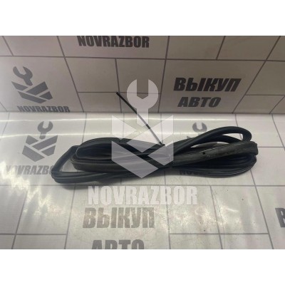 Уплотнитель двери Ford Fiesta 2001-2007 Уплотнитель двери Ford Fiesta 2001-2007