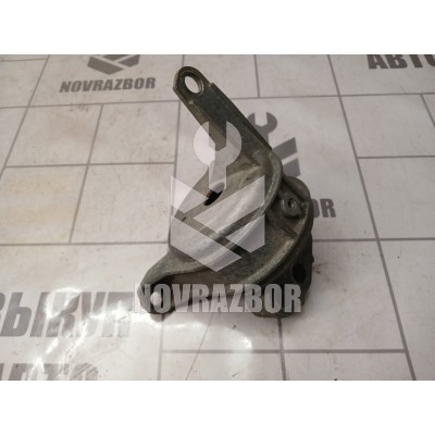 Опора двигателя правая Opel Astra H / Family 2004 >