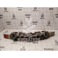 Наполнитель переднего бампера Opel Astra H / Family 2004 >