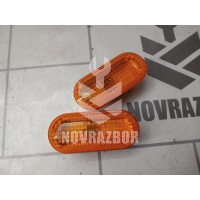 Повторитель на крыло желтый Ford Fiesta 2001-2007