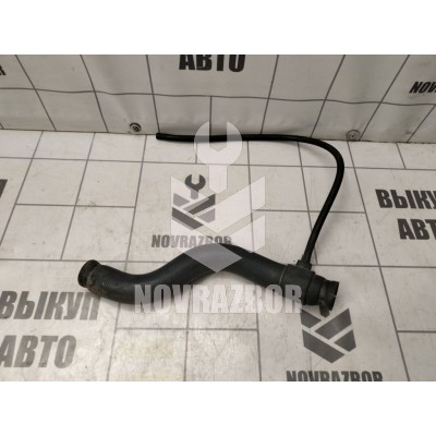 Патрубок радиатора VW Passat  B3  1988-1993