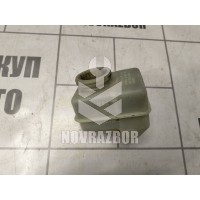 Бачок главного тормозного цилиндра VW Passat  B3  1988-1993