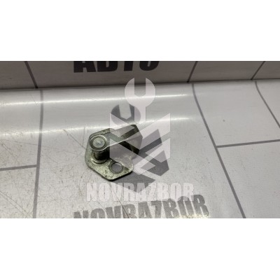 Ответная часть замка двери Ford Fiesta 2001-2007