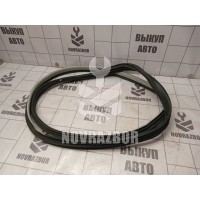 Уплотнитель двери Opel Astra H / Family 2004 >