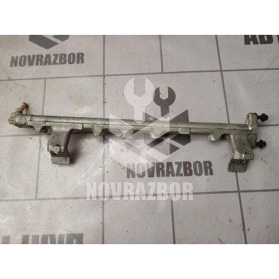 Рейка топливная (рампа) Ford Fiesta 2001-2007