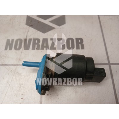 Насос омывателя Opel Astra H / Family 2004 > Насос омывателя Opel Astra H / Family 2004 >