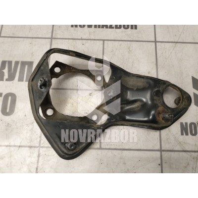 Кронштейн (сопут. товар) VW Passat  B3  1988-1993