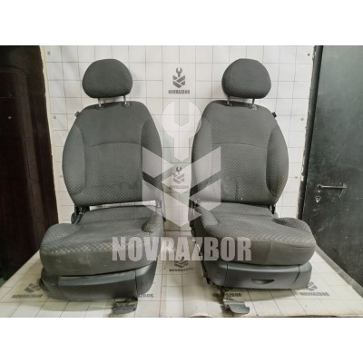 Сиденья комплект Fiat Stilo  02-07