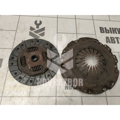 Комплект сцепления VW Passat B3 1988-1993 Комплект сцепления VW Passat B3 1988-1993