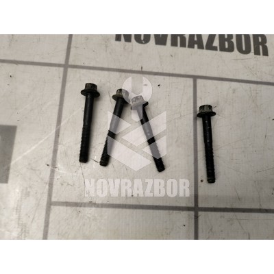 Болт Fiat Stilo  02-07