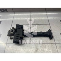 Ограничитель двери Opel Astra H / Family 2004 >