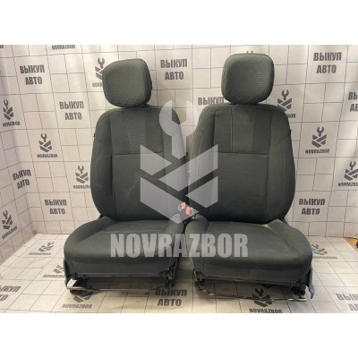 Сиденья комплект Renault Fluence 10-17