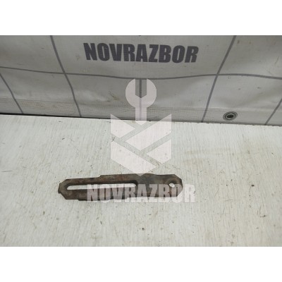 Планка натяжения ремня генератора VW Golf 2 Jetta 2 83-92